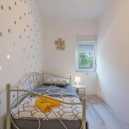Appartement Modern Franka